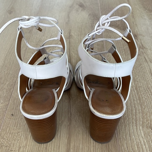 Coach heels - Picture 2 of 8